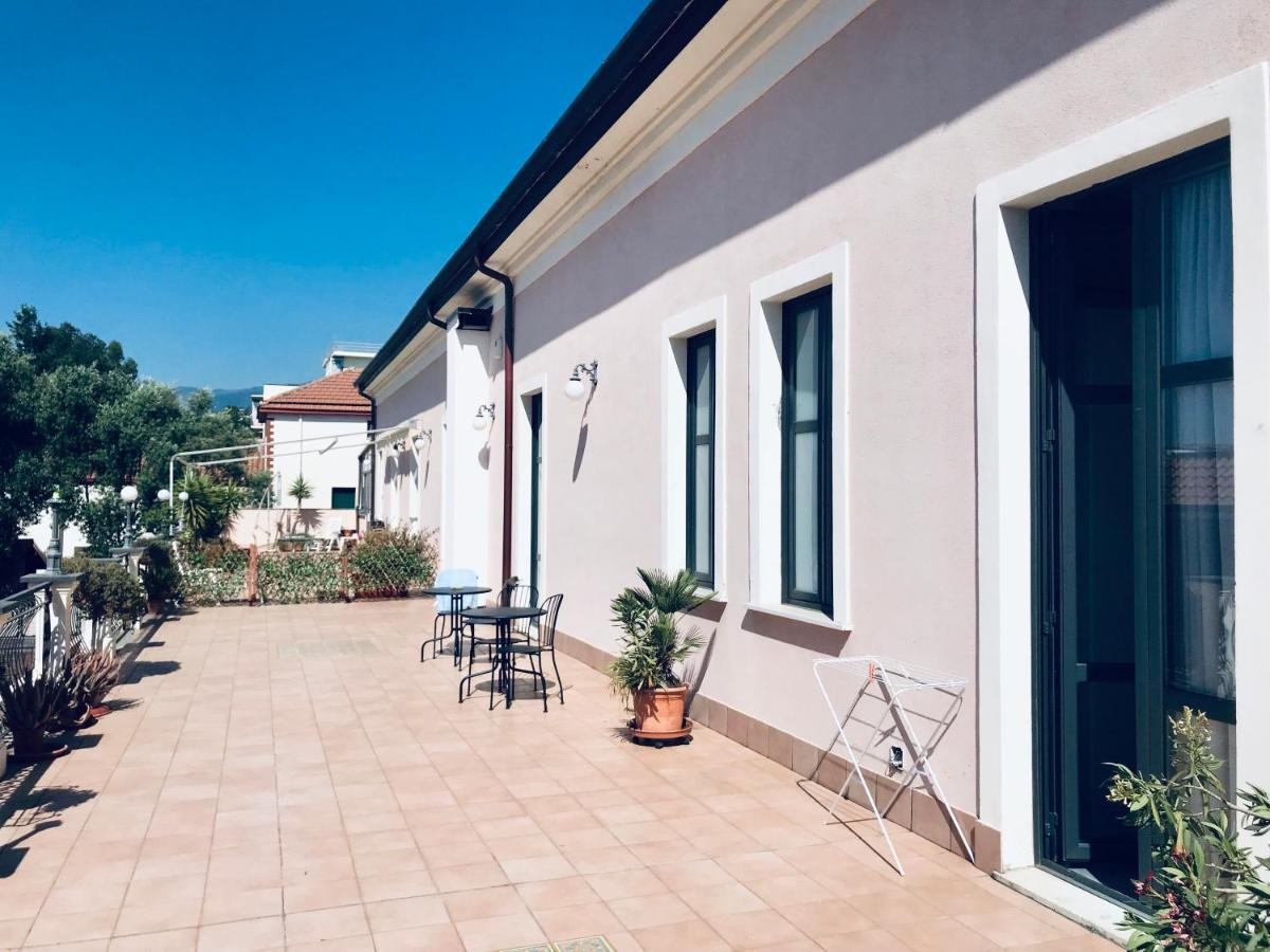 Casa Del Marchese B&B Riposto Dış mekan fotoğraf