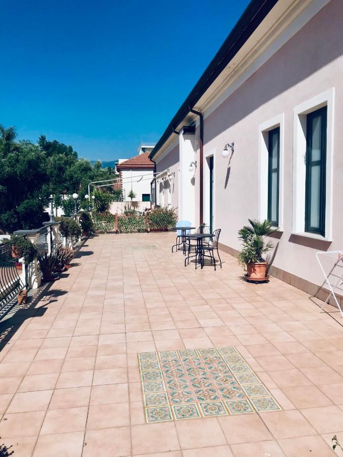Casa Del Marchese B&B Riposto Dış mekan fotoğraf